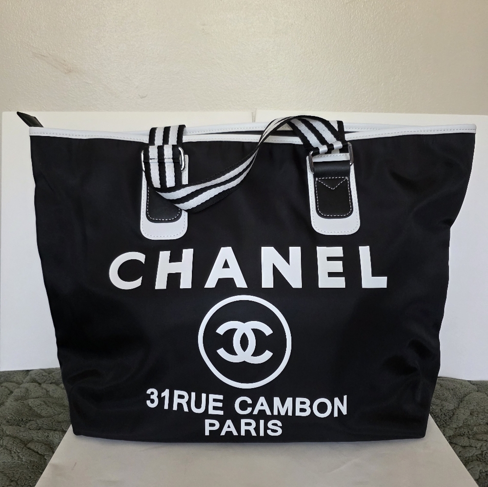 NEW Chanel 31Rue Cambon Paris Tote